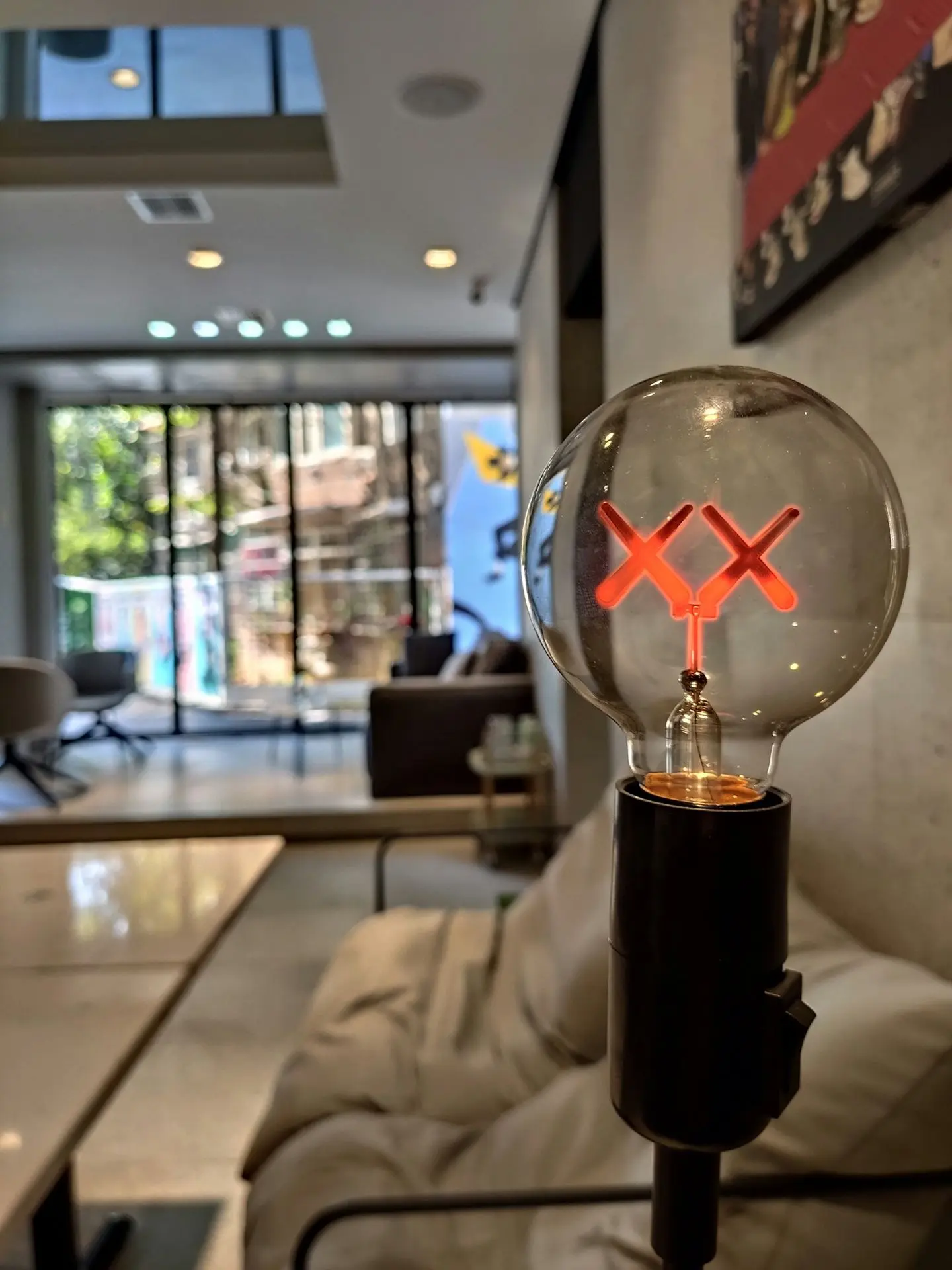 clear light bulb